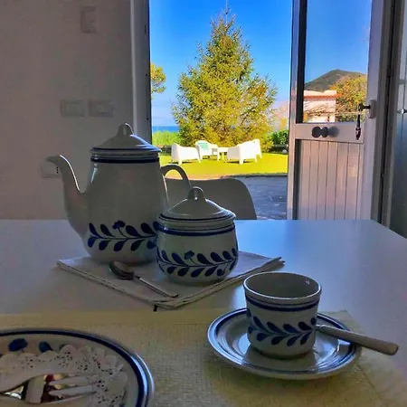 Joyosa Vila Ischia